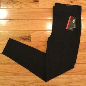Style and Co Comfort Waist Leggings NWT